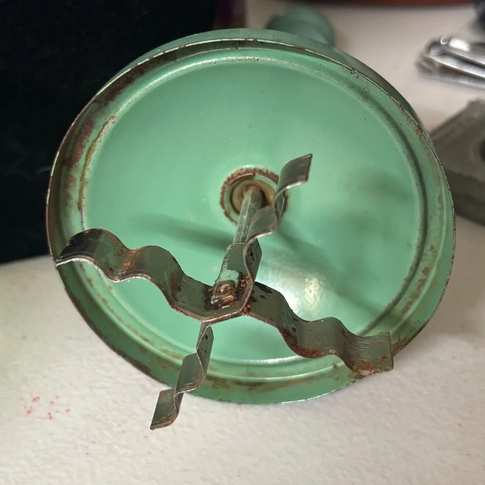VTG Nut Chopper Green Uranium Glass Androck Manual Plunger Food Grinder Chippy